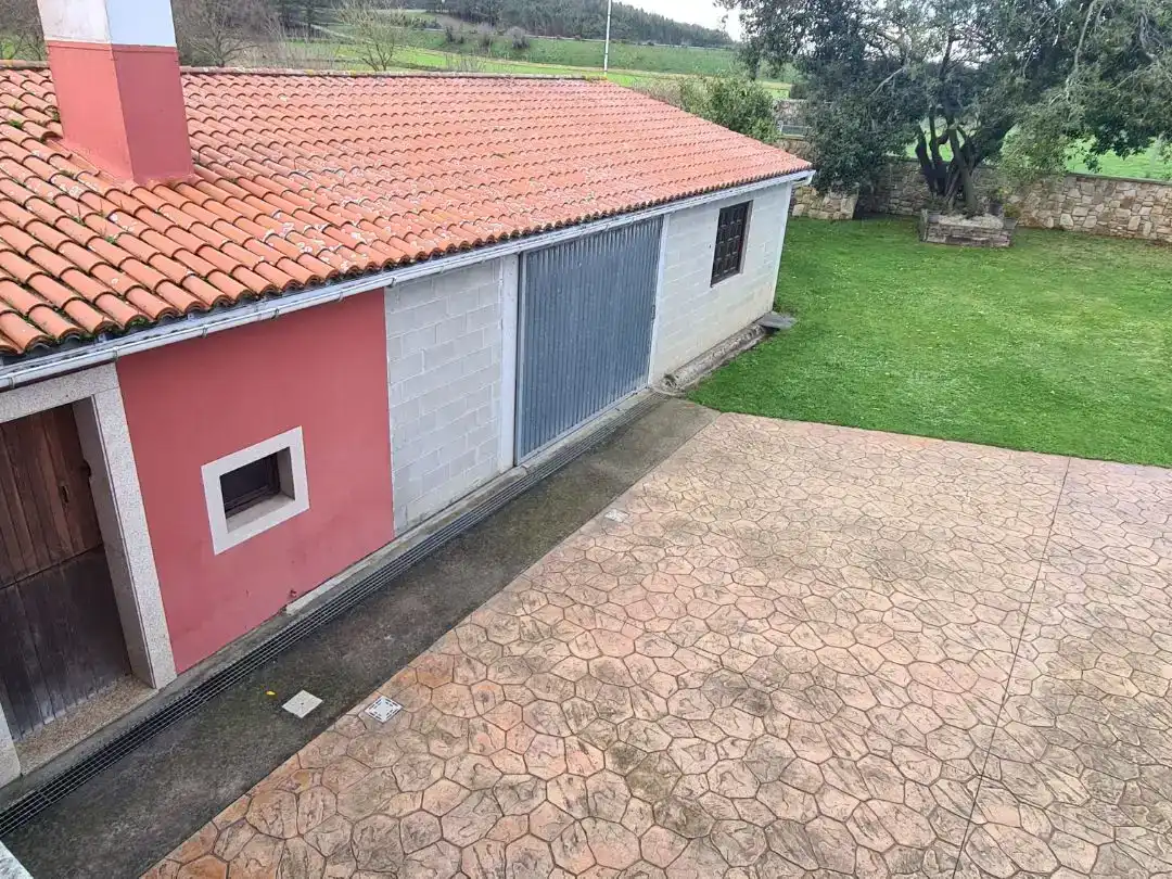 Aparcament de Casa o xalet de lloguer en Arteixo amb Jardí privat, Traster i Moblat