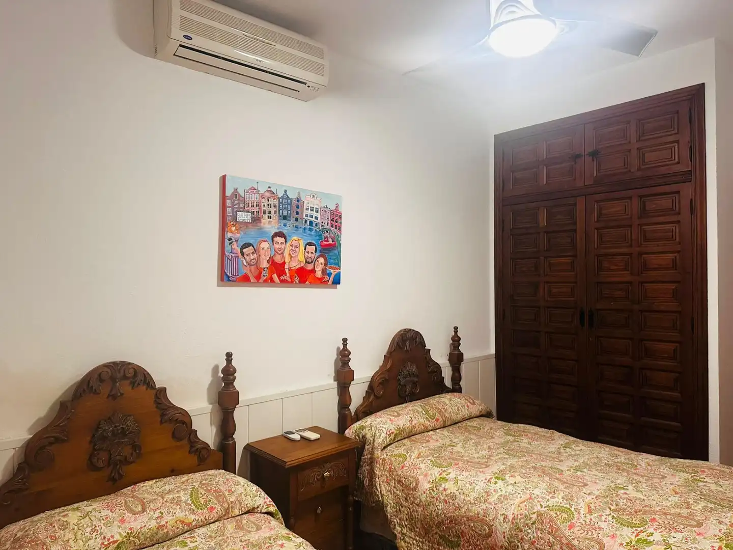 Bedroom of Houses for sale in La Carlota  with Air Conditioner, Heating and Private garden