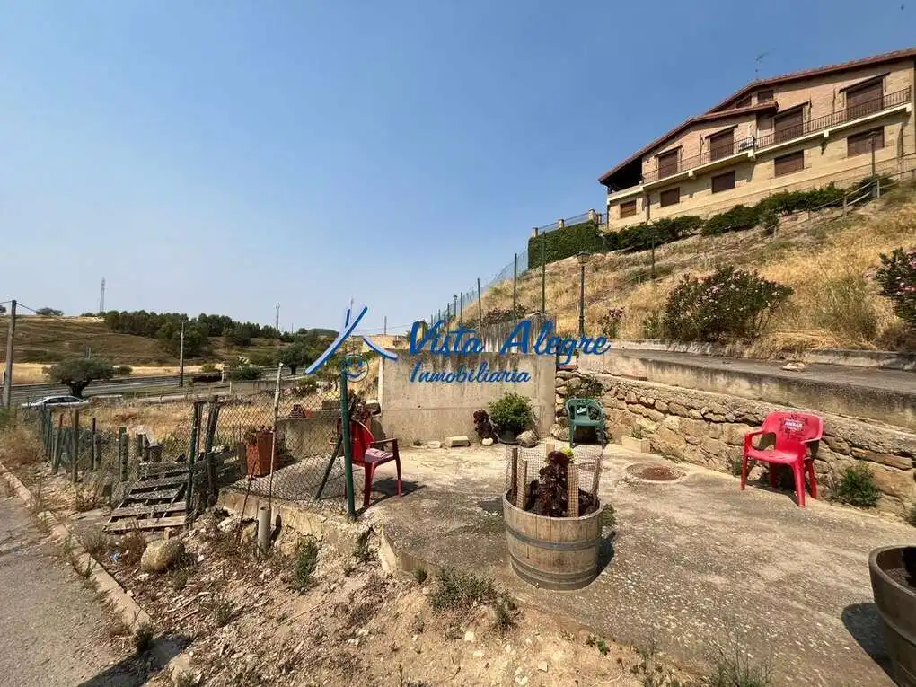 Casa o xalet en venda en Briones amb Traster