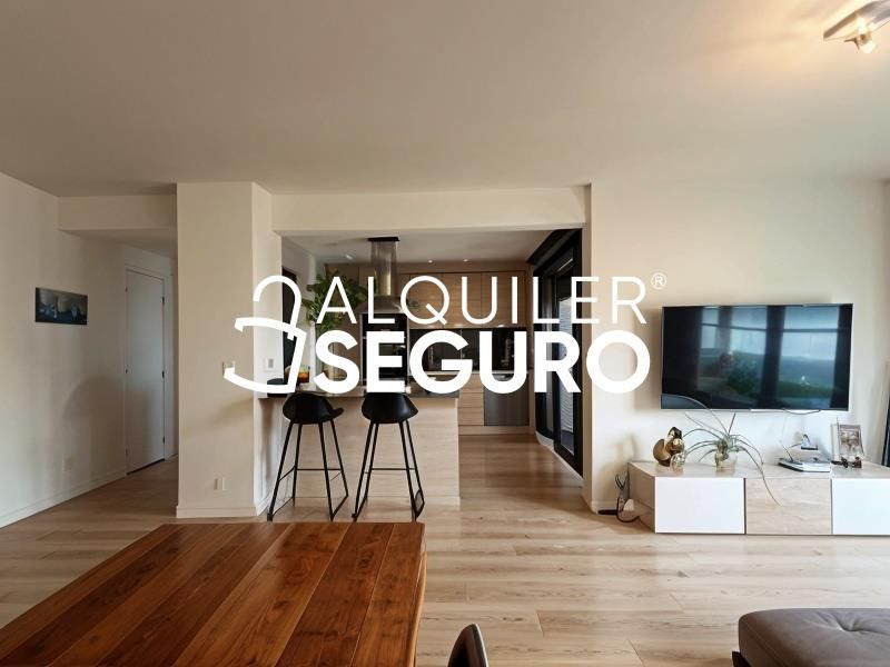 Sala d'estar de Pis de lloguer en Las Rozas de Madrid amb Aire condicionat, Calefacció i Terrassa