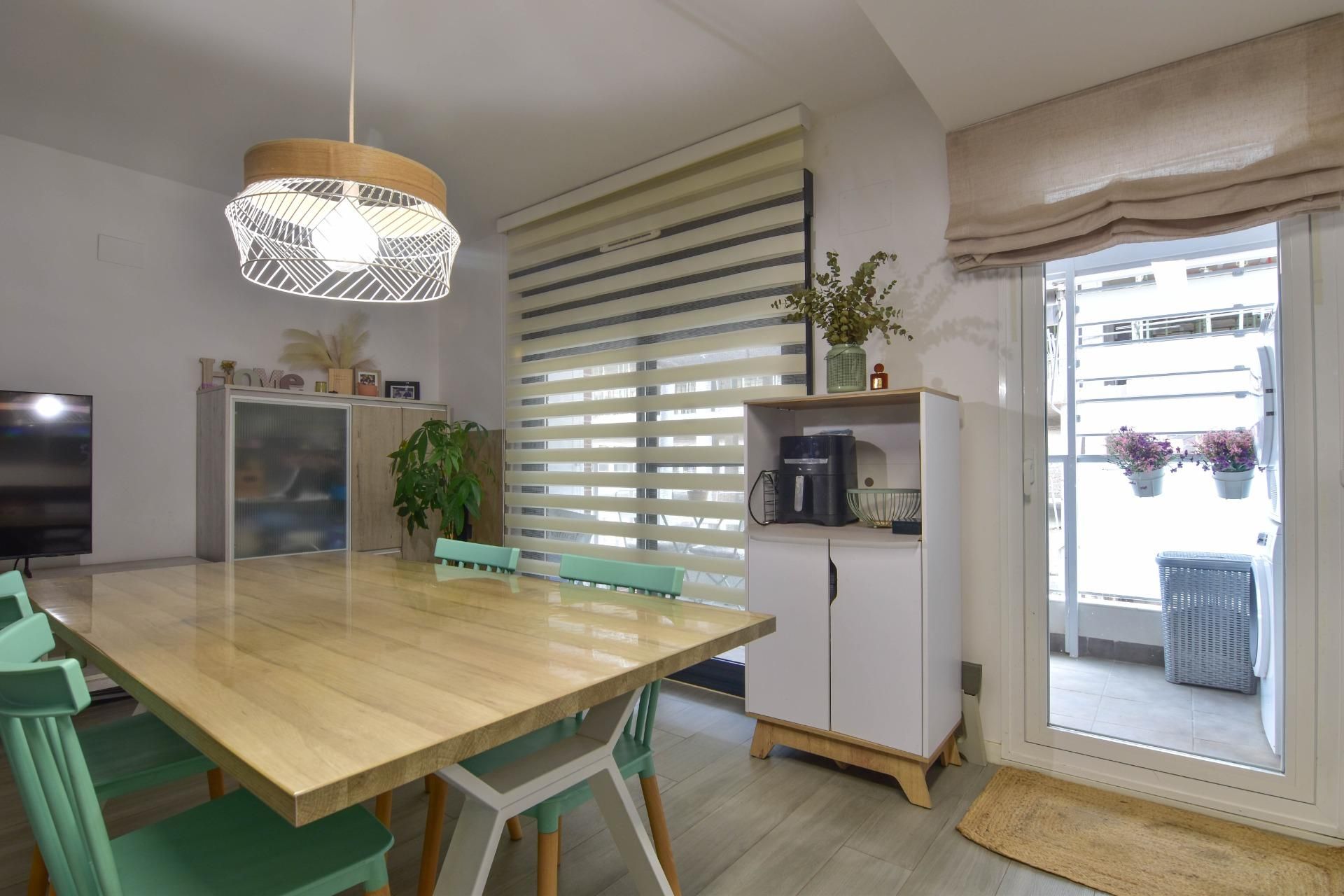 Pis en venda a Calle Países Bajos, Metro - Auditorio