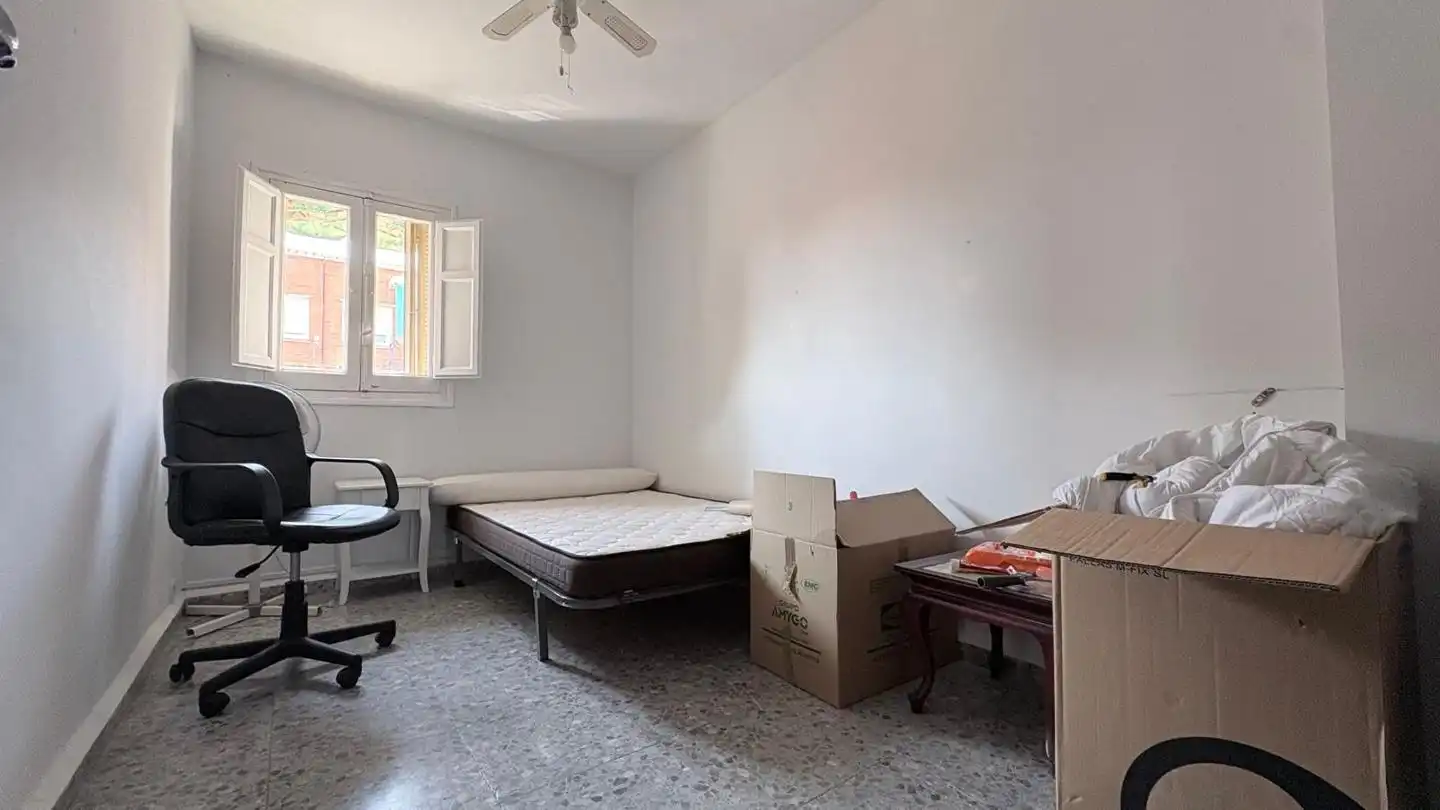 Wohnung zur Miete in Calle Ronda Ancha, Pryconsa - Juan de Austria