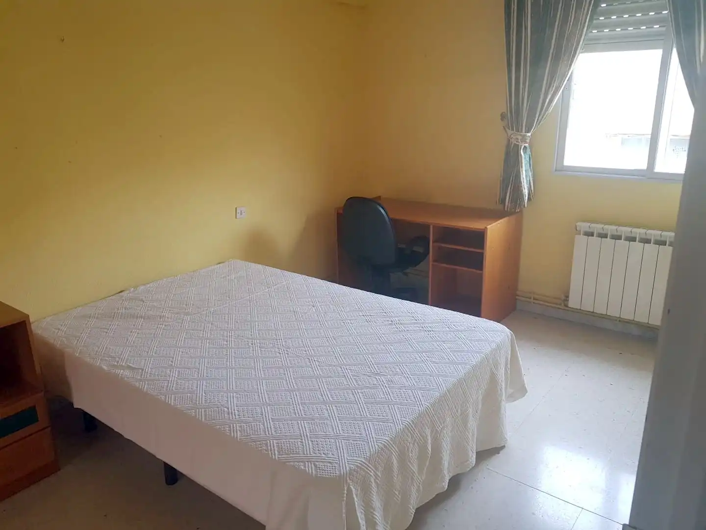 Bedroom of Flat for rent in Cáceres  with Heating, Terrace and Furnished