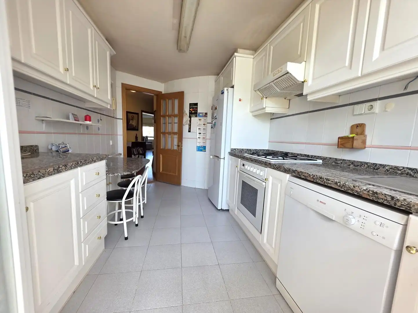 Cocina de Piso en venta en Castellón de la Plana / Castelló de la Plana con Calefacción, Jardín privado y Trastero