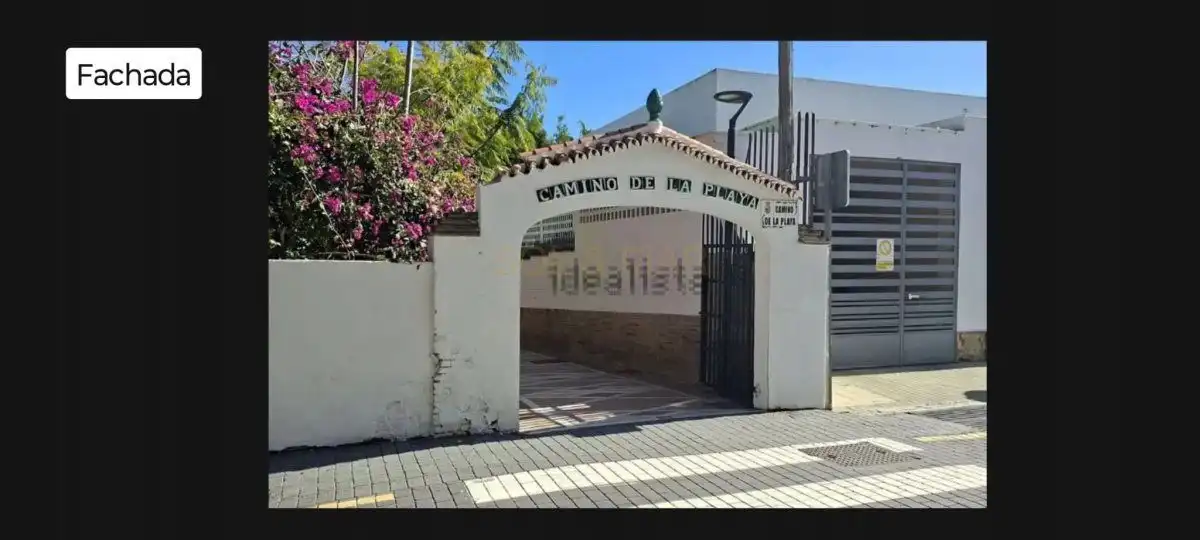 Vista exterior de Garatge en venda en Torremolinos