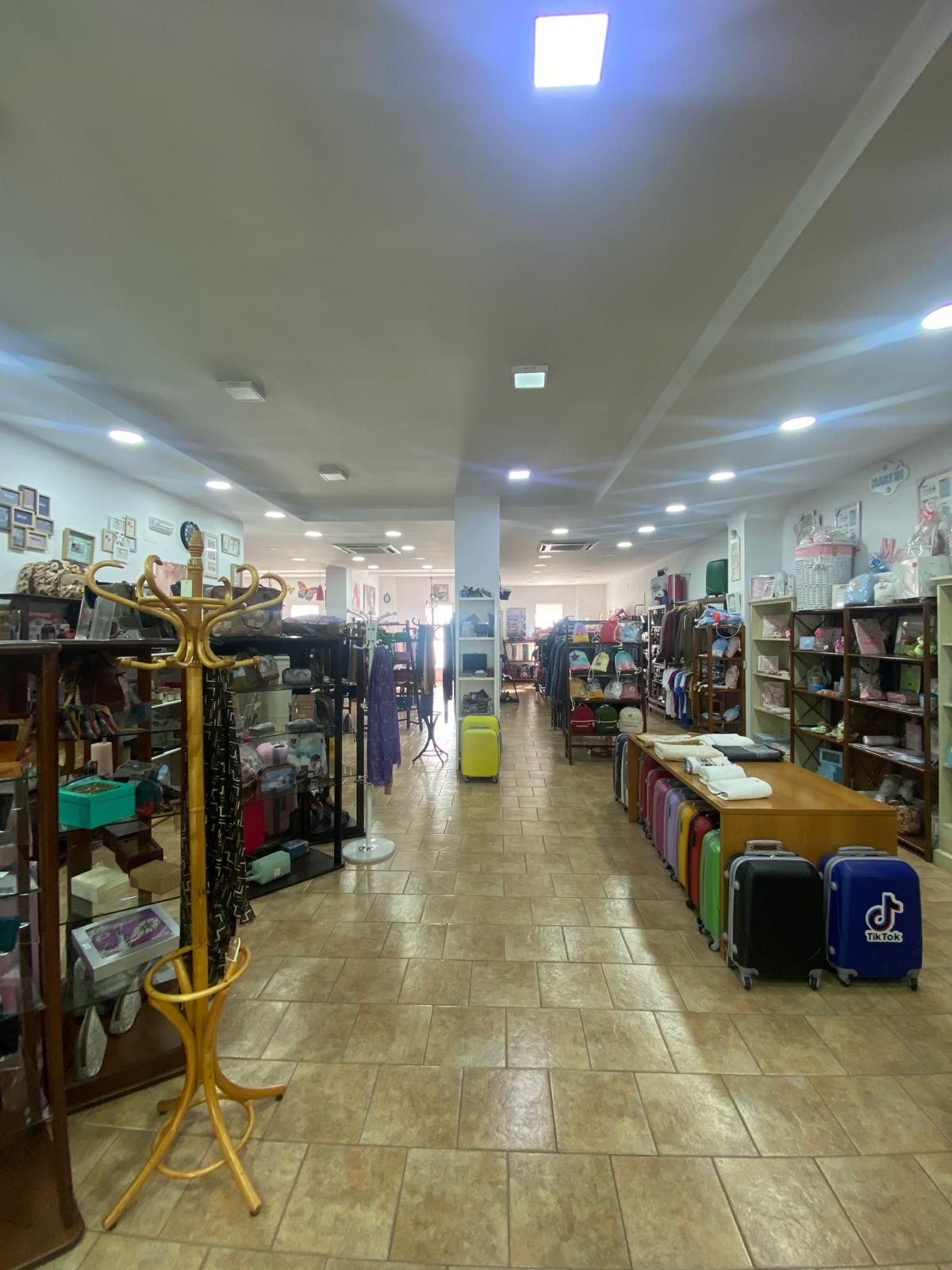 Premises for sale in Alcalá de Guadaira