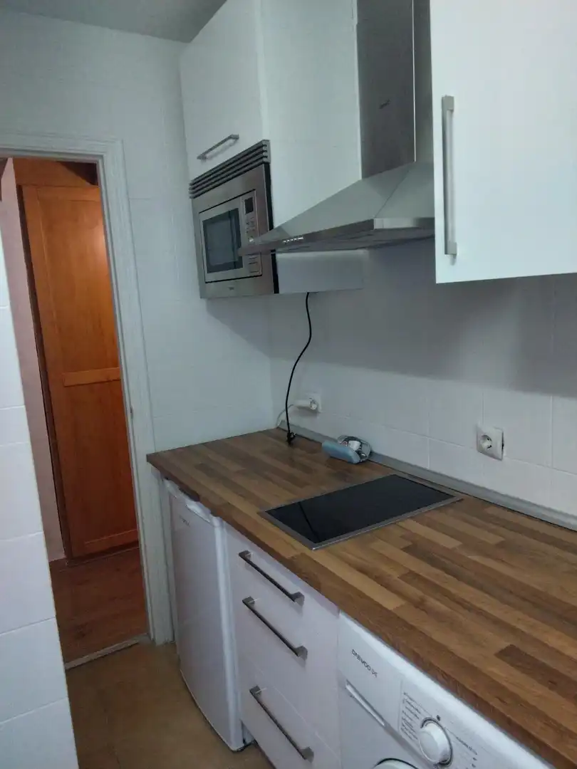 Cocina de Apartamento en venta en Sevilla con Aire acondicionado y Amueblado