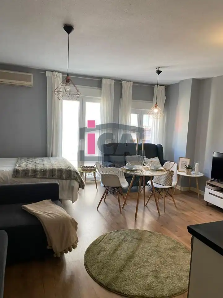 Wohnzimmer von Wohnung zum Verkauf in Cáceres mit Klimaanlage, Heizung und Möbliert