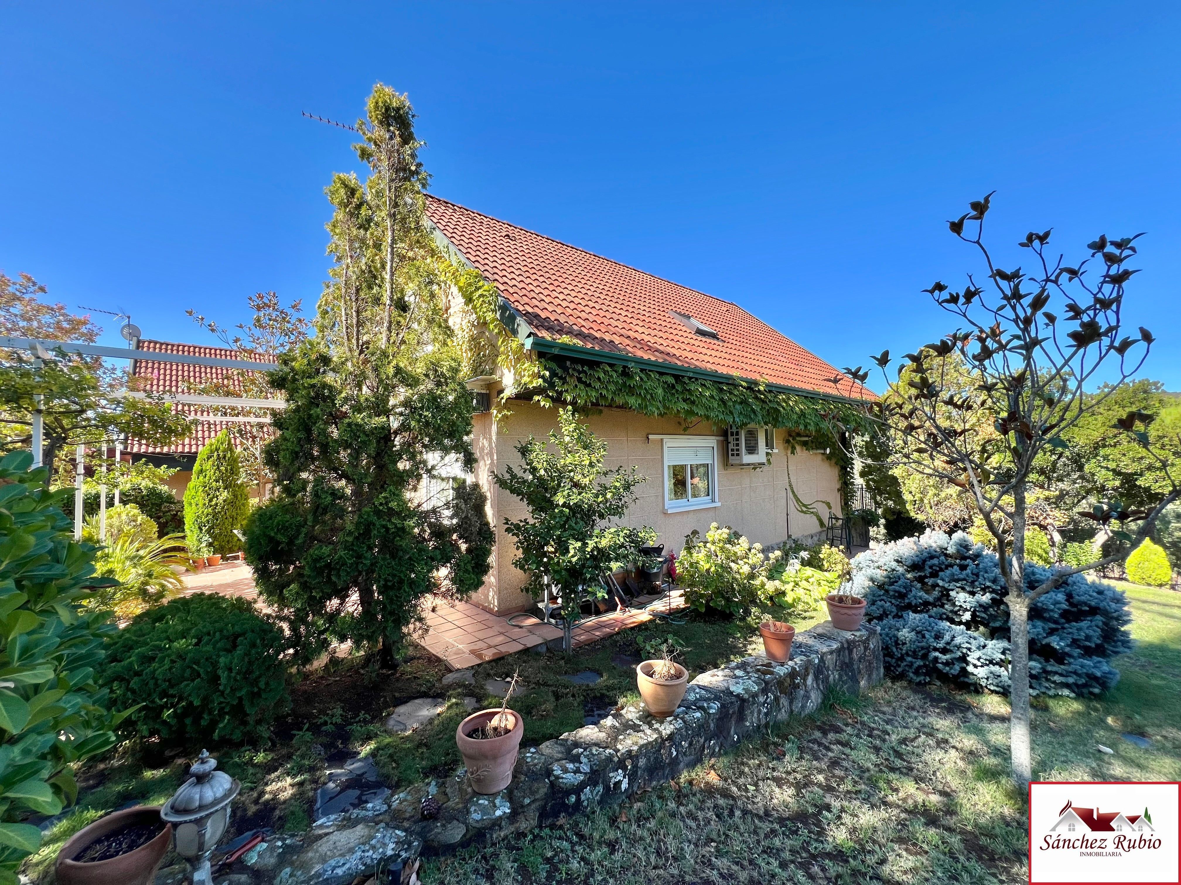Jardí de Casa o xalet en venda en Torrelodones amb Aire condicionat, Calefacció i Jardí privat