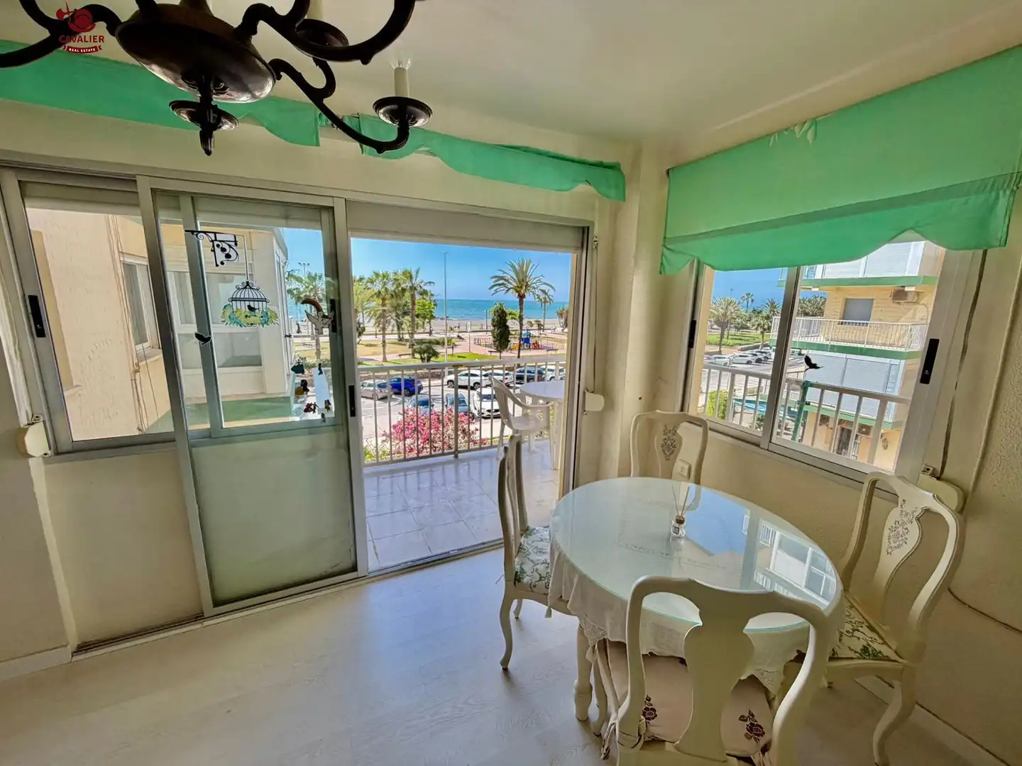 Comedor de Piso de alquiler en Vélez-Málaga con Aire acondicionado, Jardín privado y Terraza
