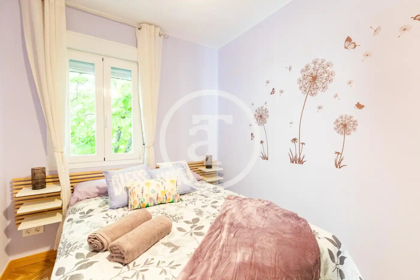 Bedroom of Flat for rent in Madrid  with Air Conditioner, Heating and Furnished