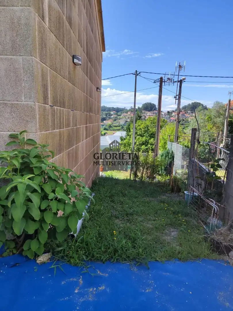 Casa o xalet en venda en Bueu amb Calefacció, Terrassa i Moblat