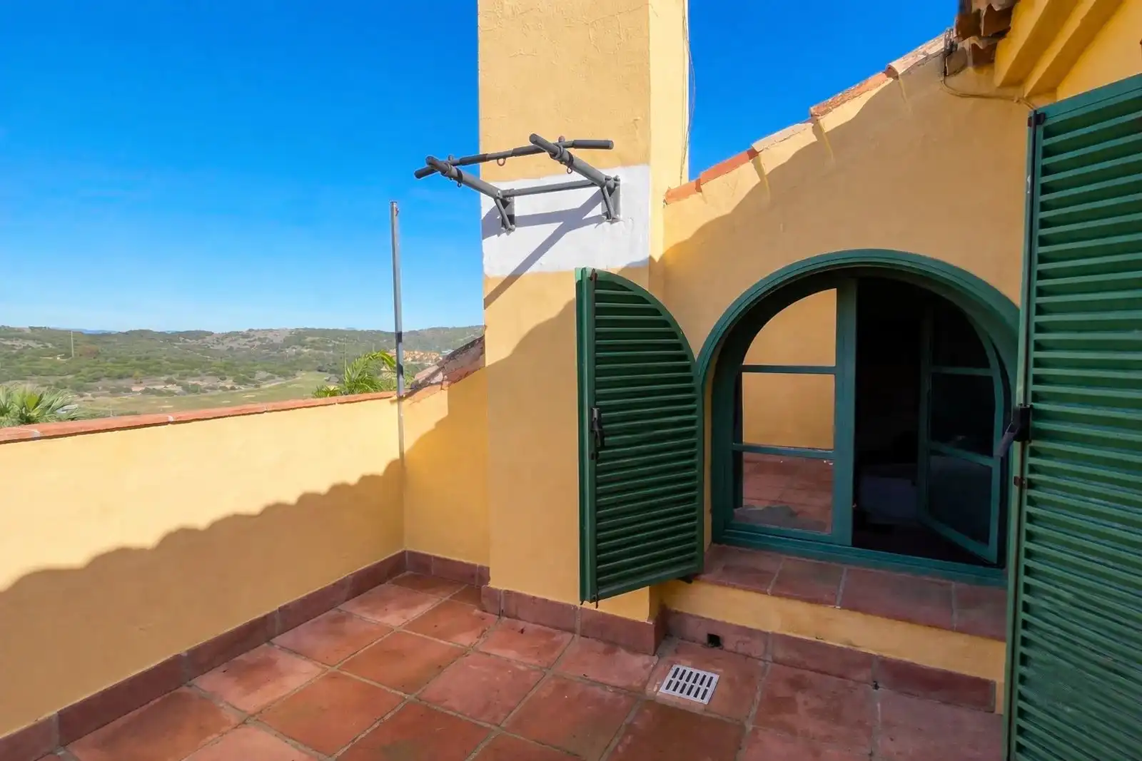 Terrassa de Casa adosada en venda en Sotogrande amb Terrassa, Balcó i Piscina comunitària