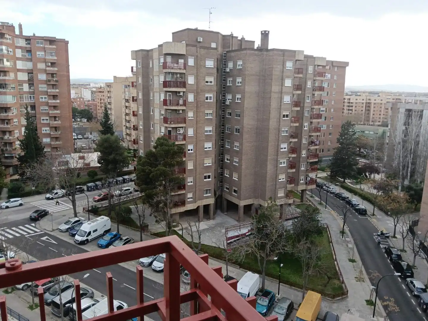 Exterior view of Flat for sale in Zaragoza  with Heating, Terrace and Furnished