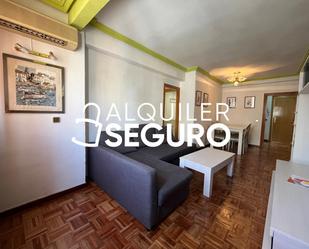 Sala d'estar de Pis de lloguer en Getafe amb Aire condicionat, Calefacció i Moblat
