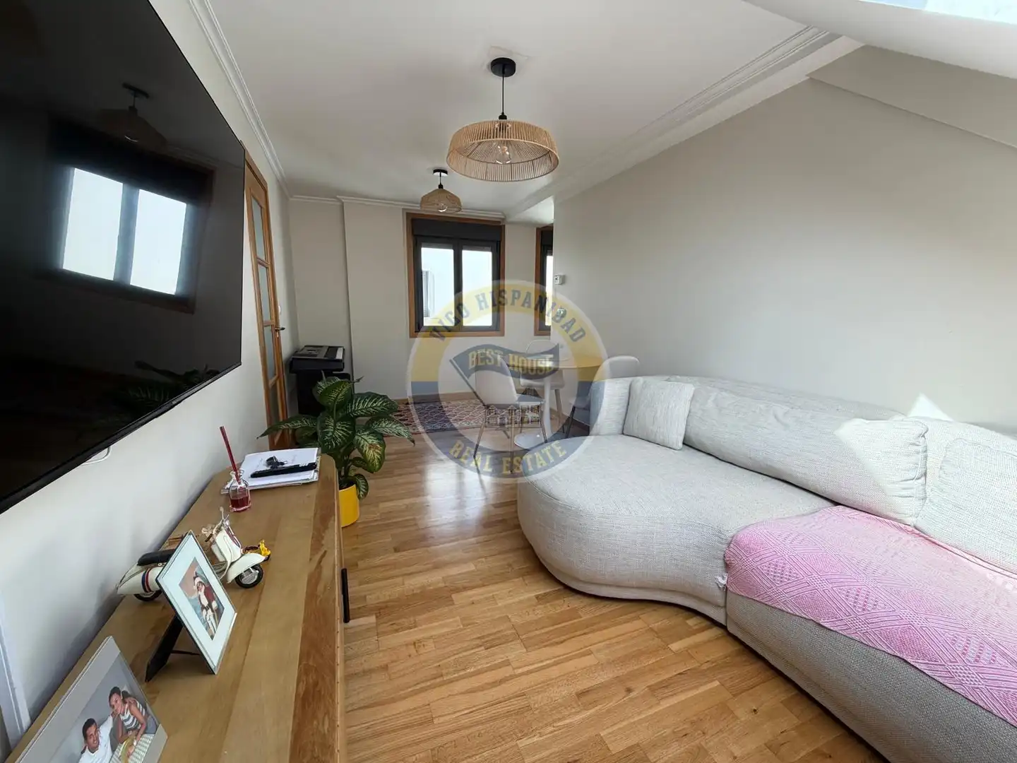 Sala de estar de Ático en venta en Vigo  con Calefacción, Parquet y Terraza
