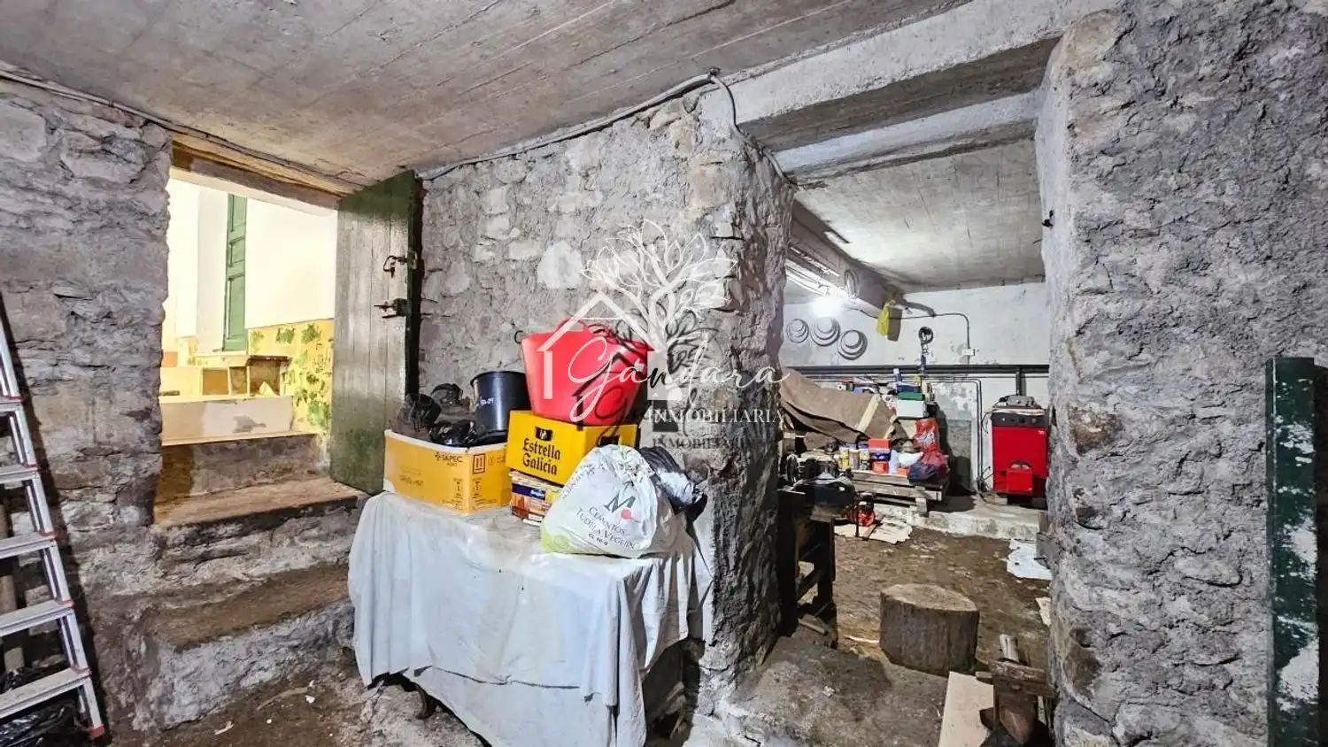 Casa o xalet en venda en Ferrol amb Calefacció i Traster