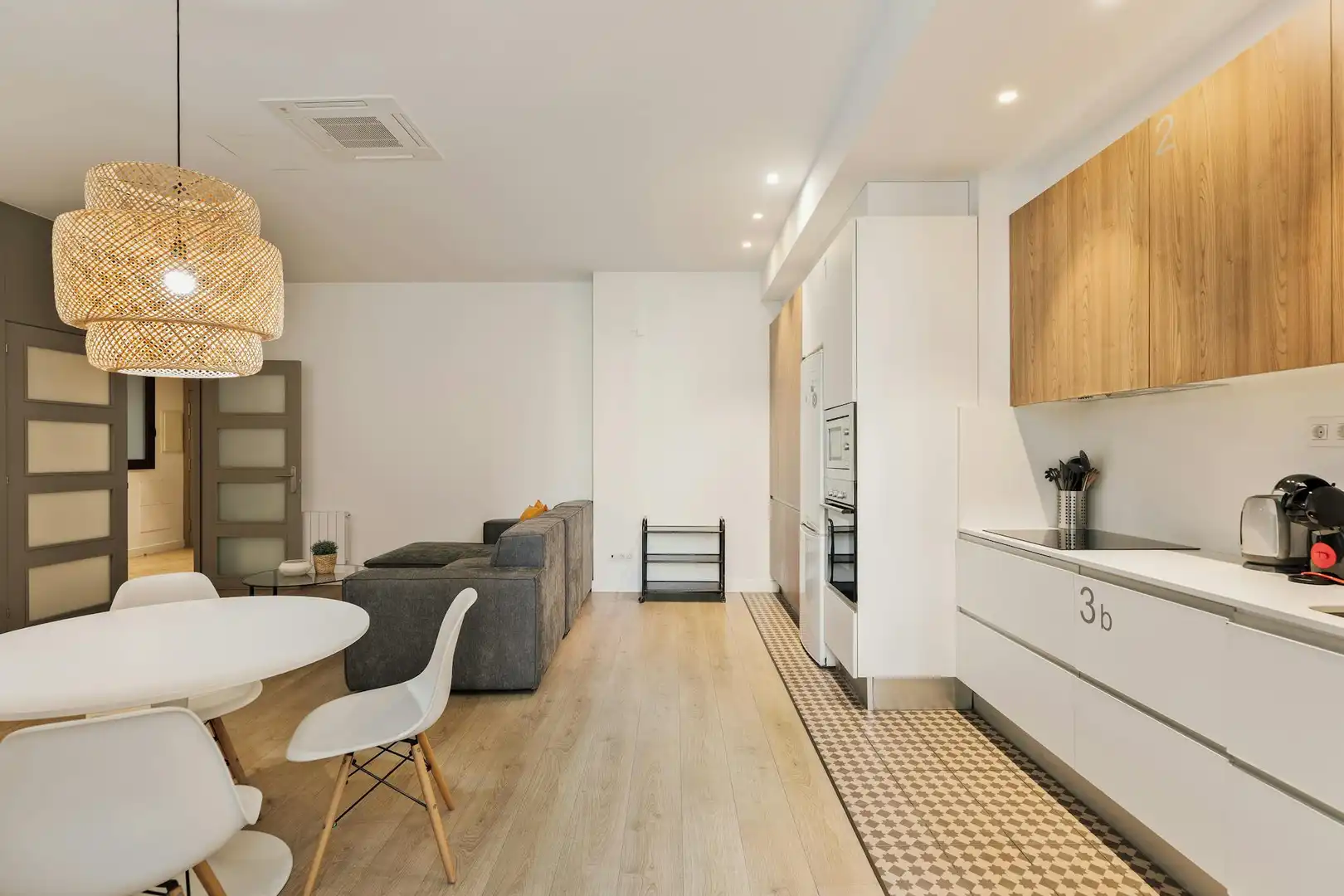 Küche von Wohnung zur untervermieten in Barcelona mit Klimaanlage, Heizung und Möbliert