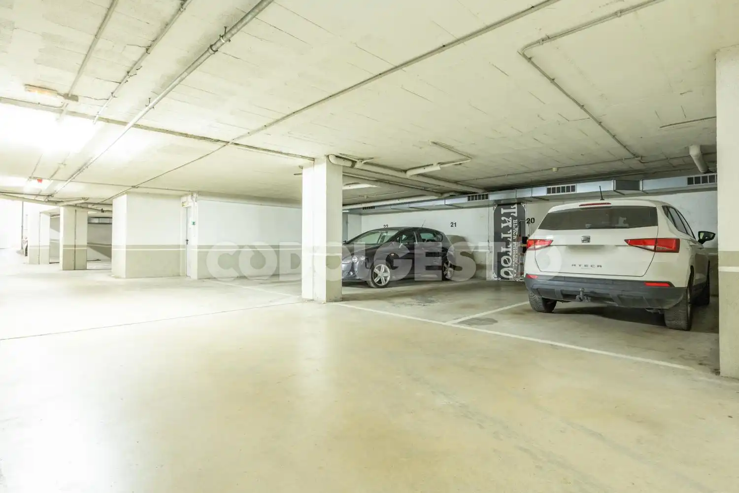 Parking de Piso en venta en Torelló con Terraza y Balcón