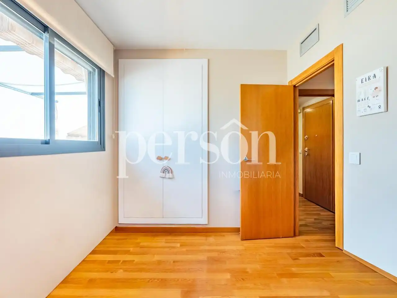 Habitación de Ático en venta en Valencia con Aire acondicionado, Terraza y Trastero