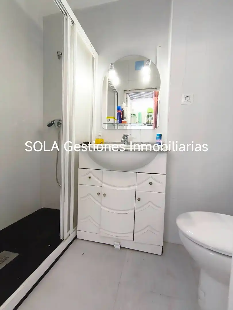 Bathroom of Houses for sale in Torreperogil  with Terrace, Storage room and Furnished