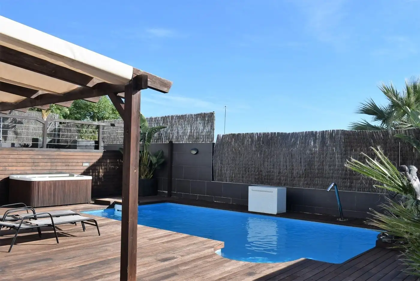 Piscina de Casa adosada en venda en Calafell amb Calefacció, Jardí privat i Terrassa