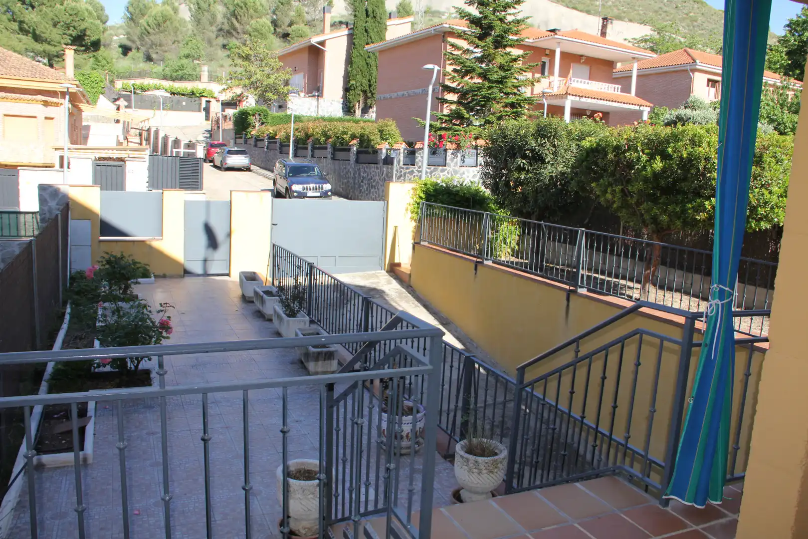 Terrasse von Haus oder Chalet zum Verkauf in Villalbilla mit Klimaanlage, Heizung und Privatgarten