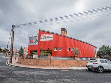 Business premises to rent in PINTOR CAPROTTI 10