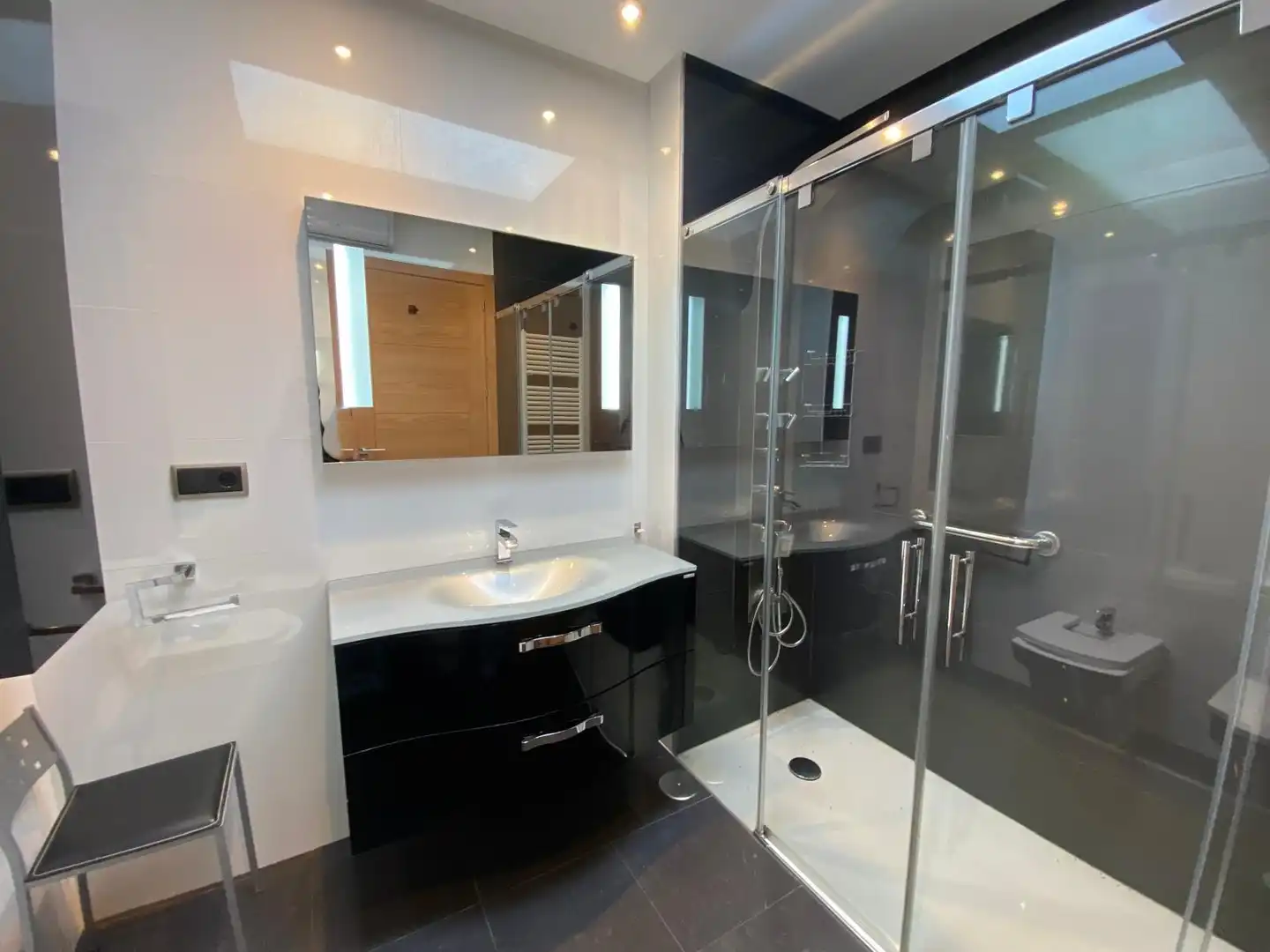 Bathroom of Houses for sale in Boborás  with Heating, Private garden and Parquet flooring