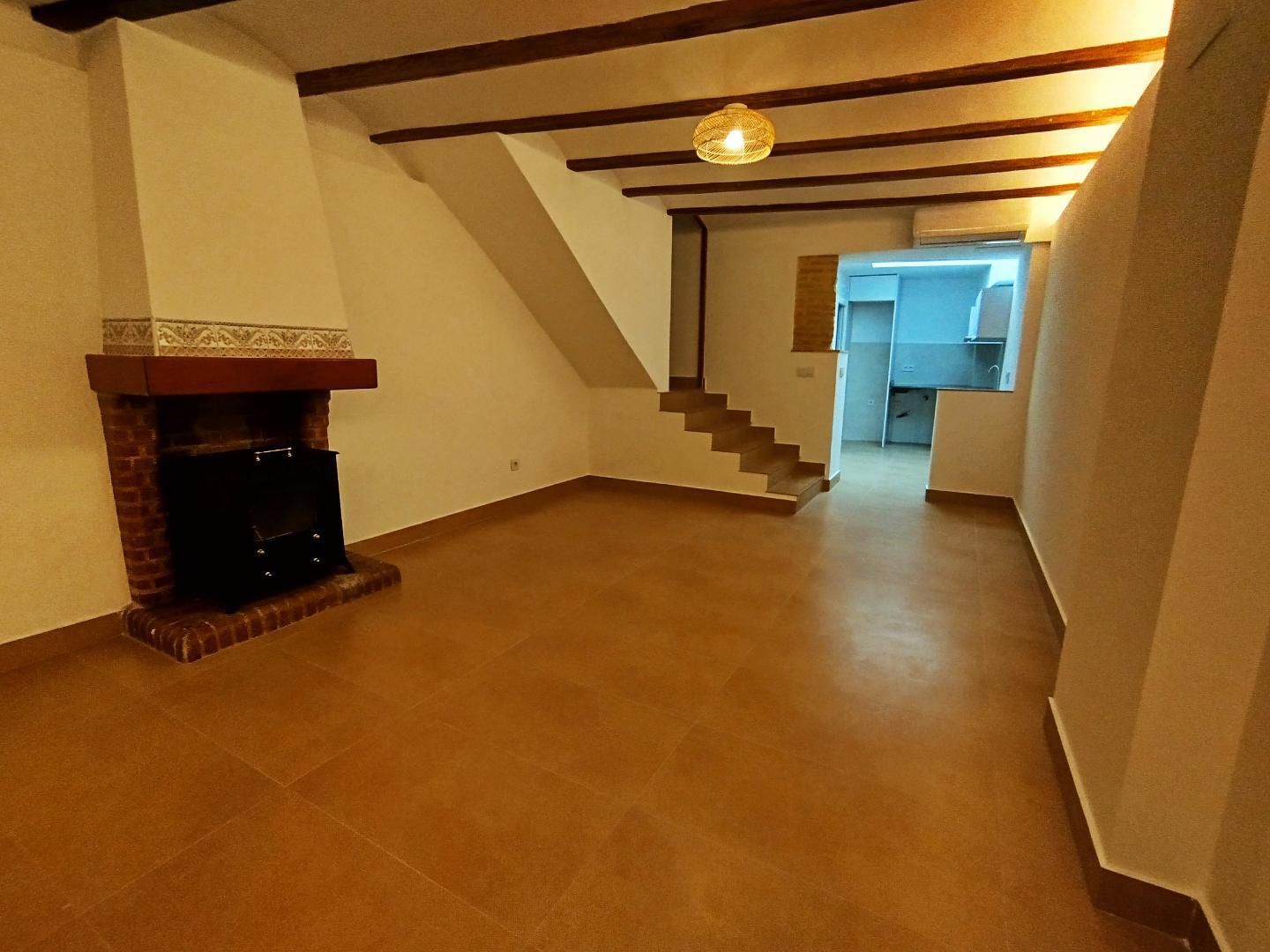 Casa adosada de lloguer en Massamagrell amb Terrassa