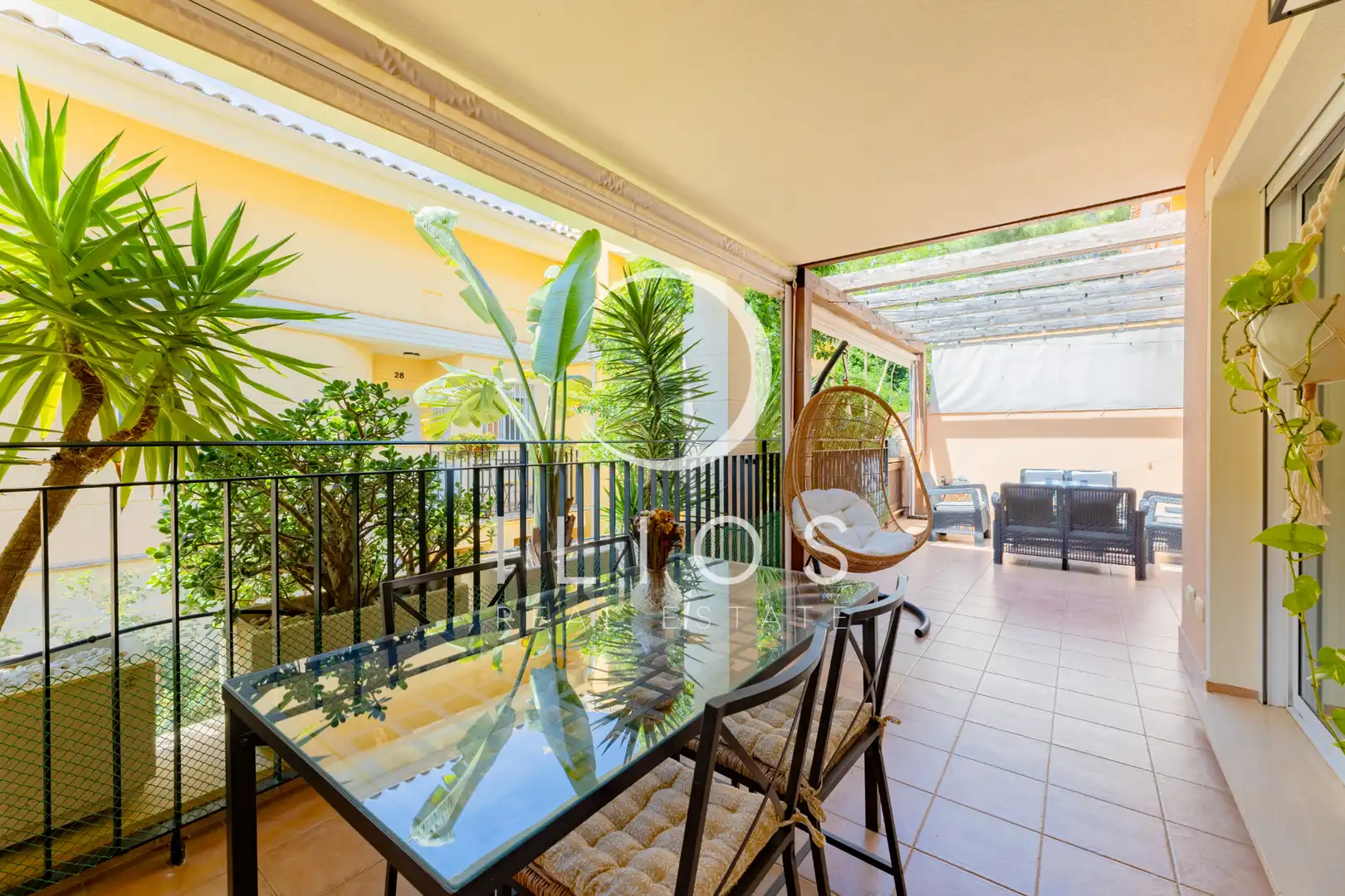 Terrasse von Wohnung zum Verkauf in Chiva mit Klimaanlage, Parkett und Terrasse