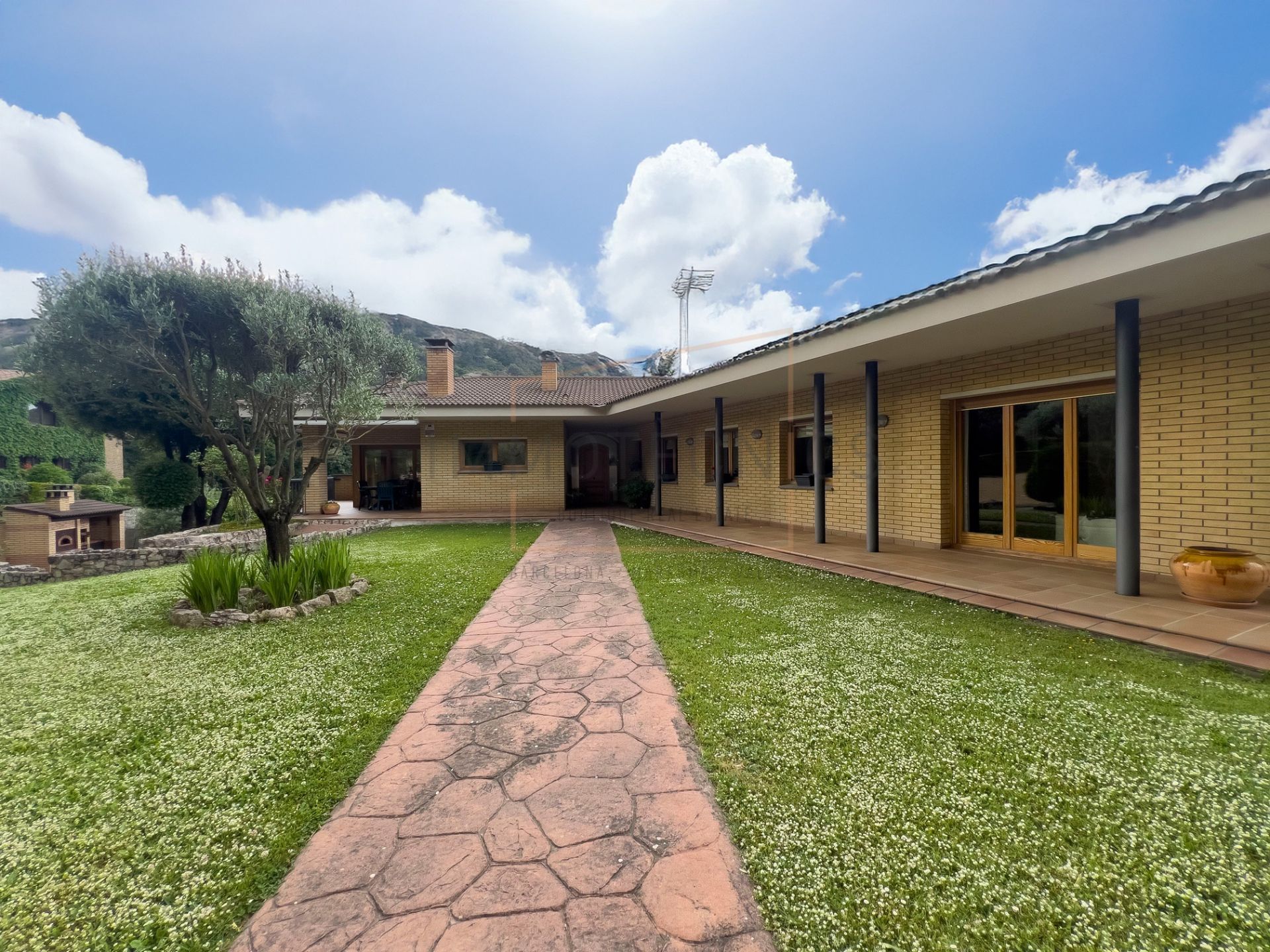 Exterior view of House or chalet for sale in Tona  with Heating, Private garden and Terrace