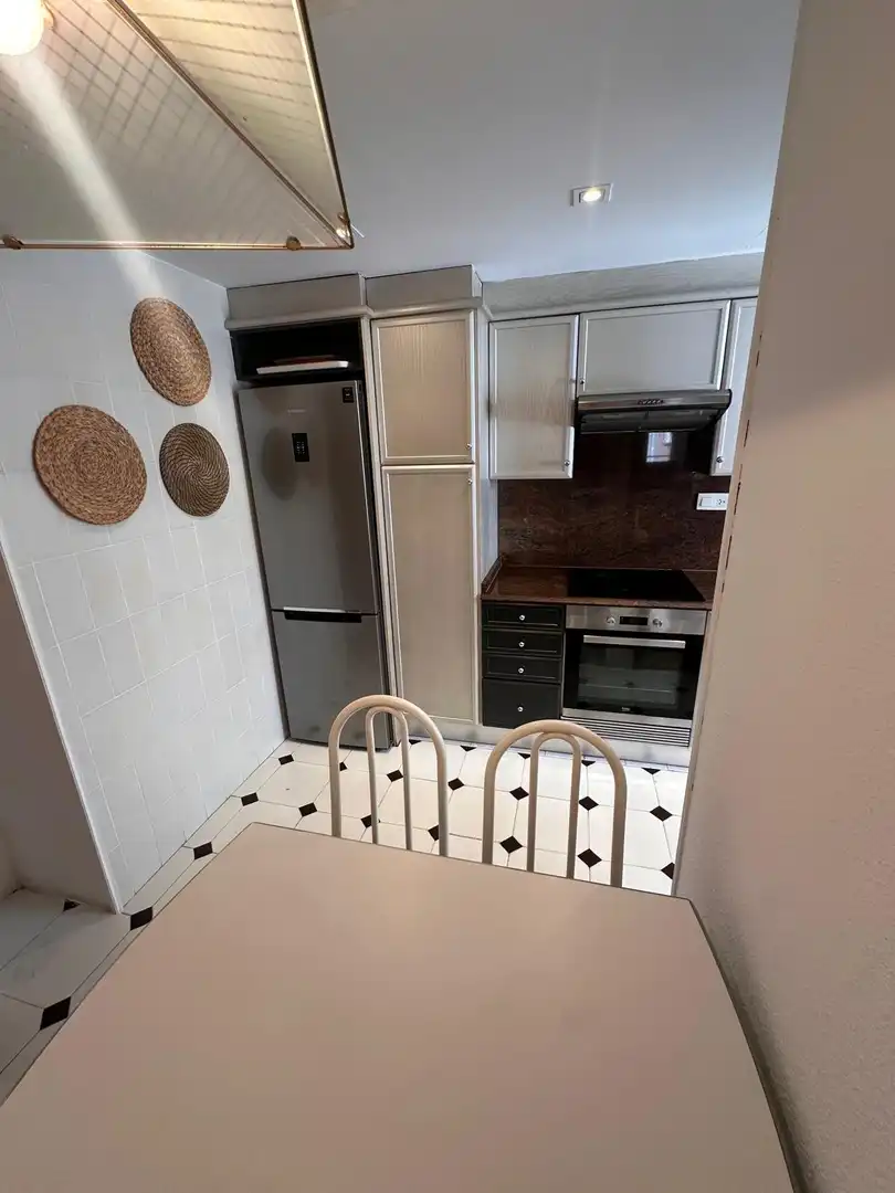 Wohnung zur Miete in Calle de Àngel Guimerà, Arrancapins
