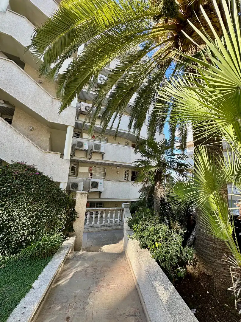 Apartament amb ascensor de lloguer a Carrer de Colón 15, imagen 2