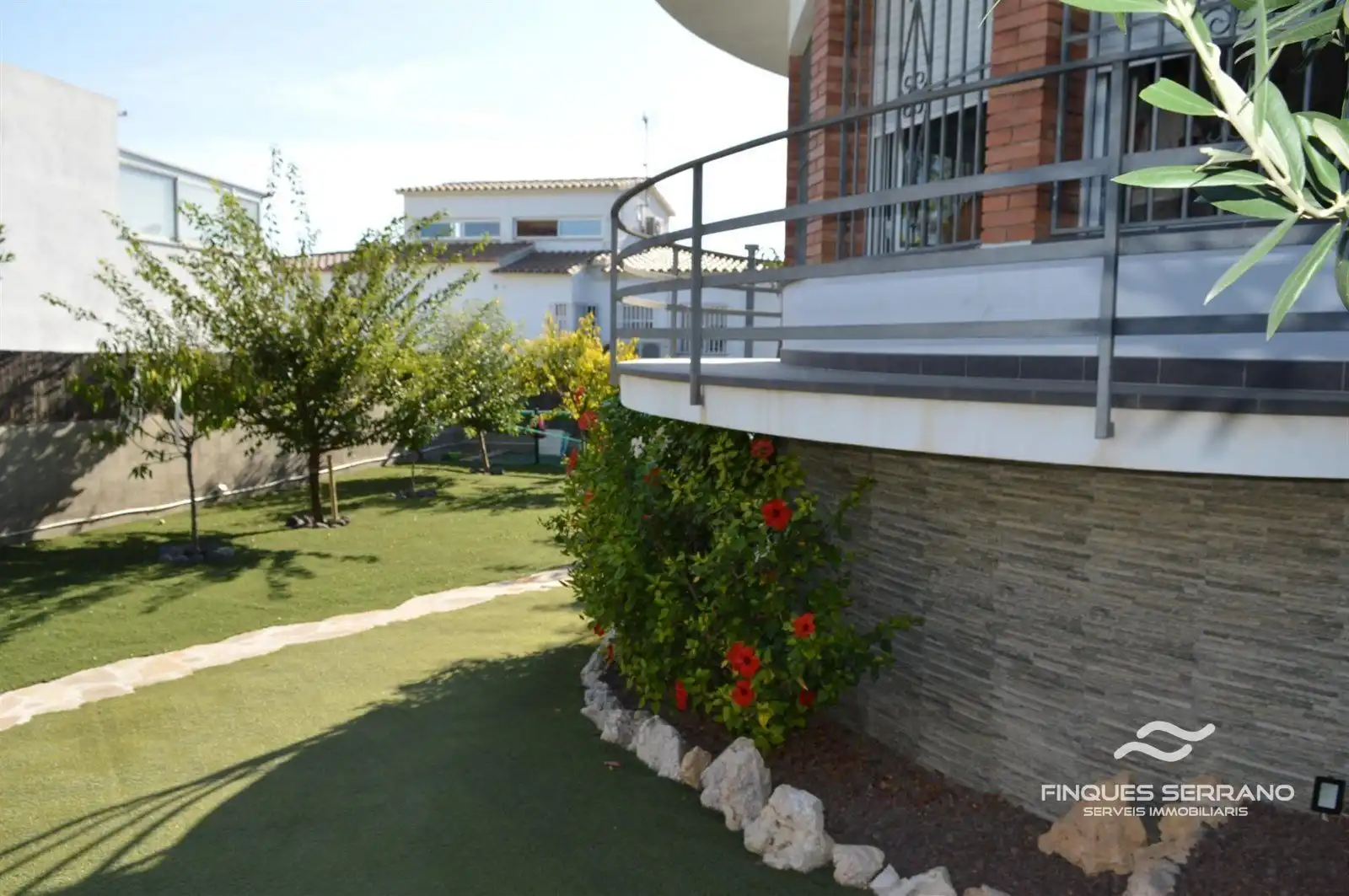 Jardín de Casa o chalet en venta en Vilanova i la Geltrú con Calefacción, Terraza y Trastero
