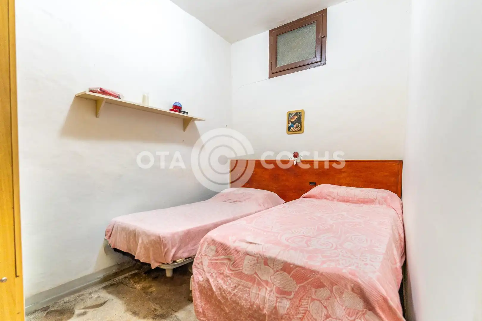 Habitación de Casa adosada en venta en Cabacés