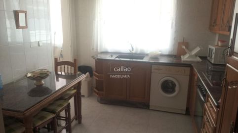 Foto 3 de Piso de alquiler en Esteiro, Ferrol