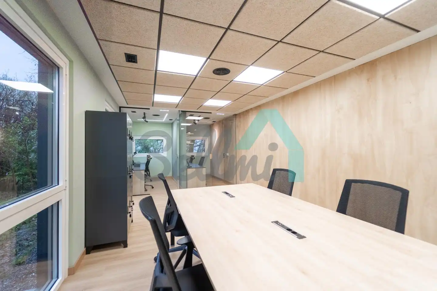 Office for rent in Ribera de Arriba  with Air Conditioner and Furnished