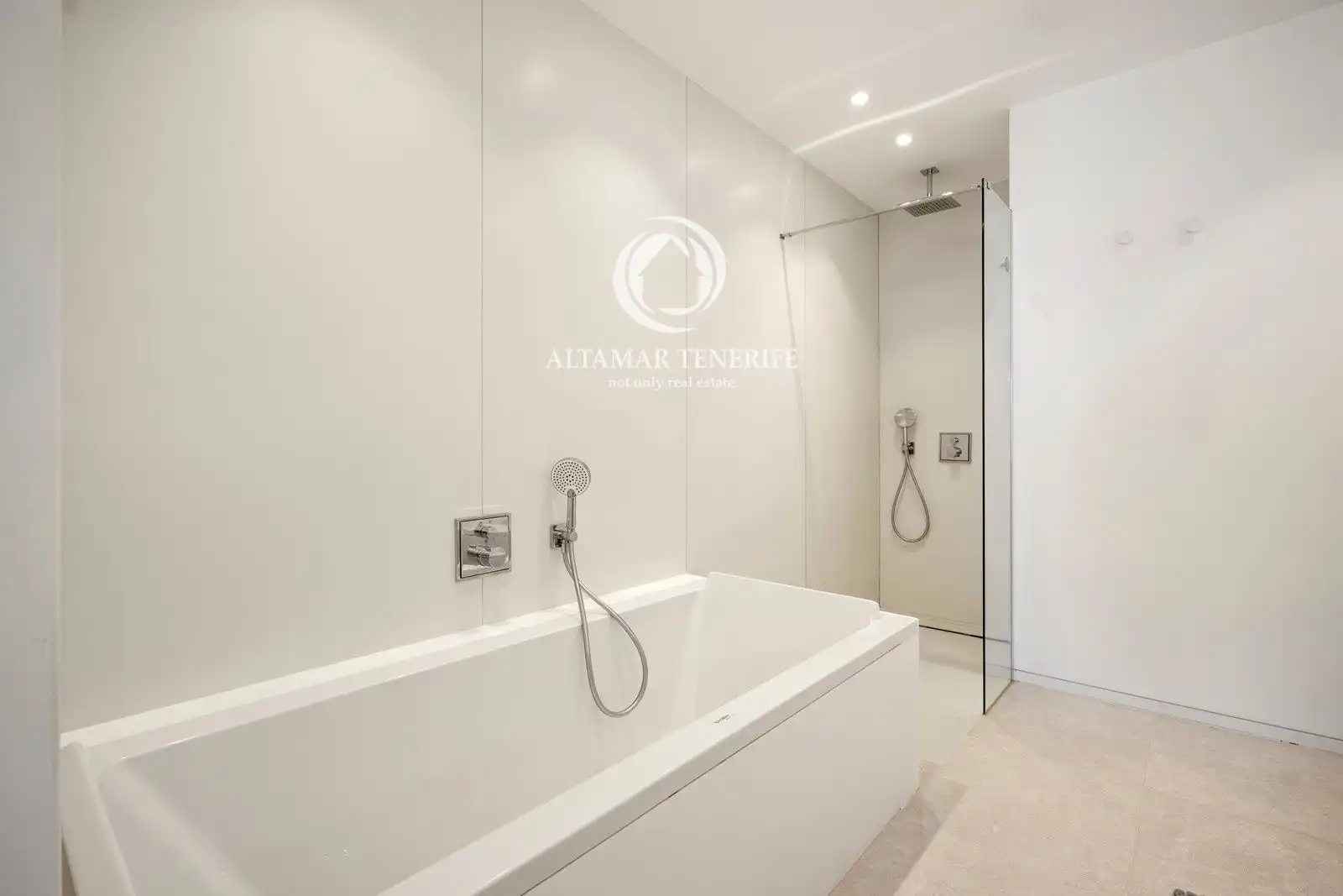 Apartments for sale in Avenida de Palm Mar, Palm - Mar