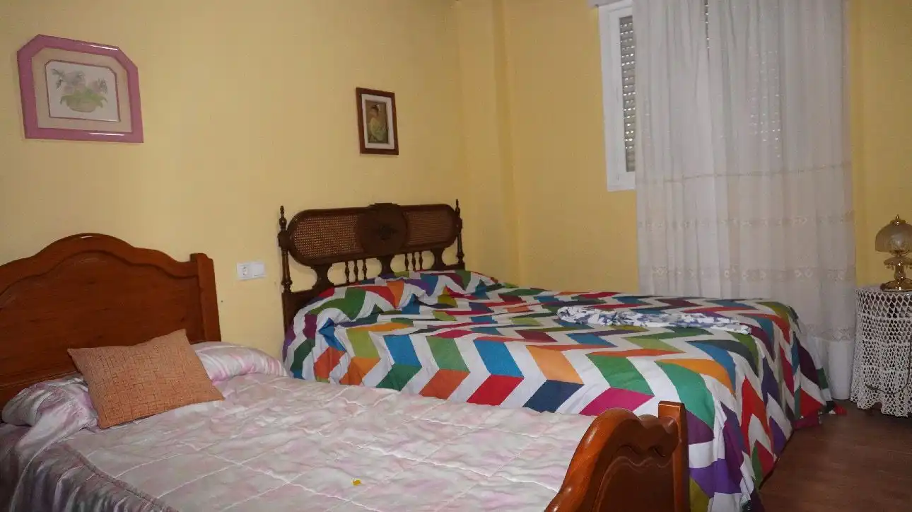 Habitación de Finca rústica en venta en Motril con Terraza, Piscina y Amueblado