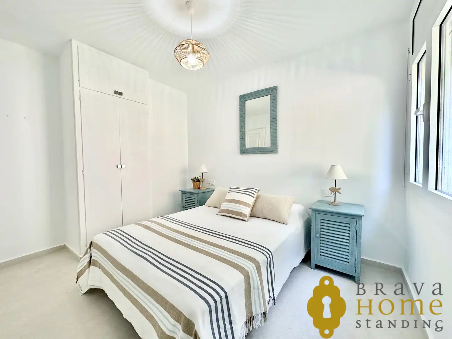Schlafzimmer von Wohnung zum Verkauf in Roses mit Klimaanlage, Terrasse und Möbliert