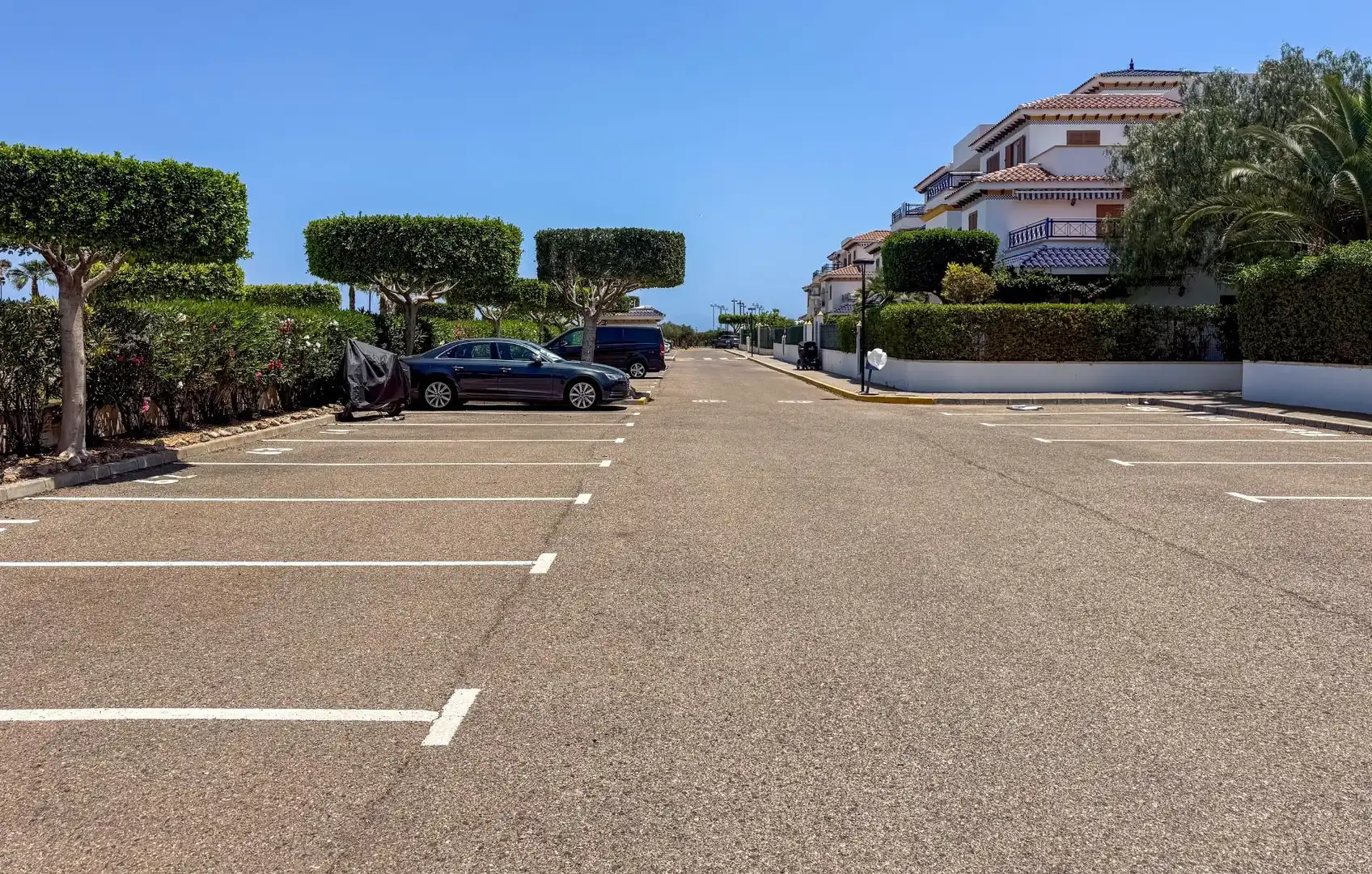 Aparcament de Planta baixa en venda en Vera amb Moblat i Piscina comunitària