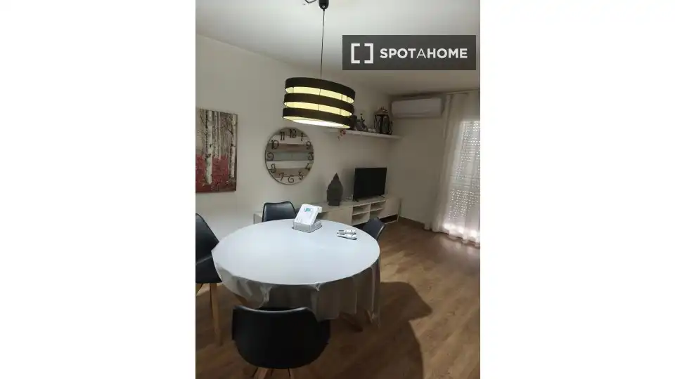 Esszimmer von Wohnung zur Miete in Terrassa mit Klimaanlage, Heizung und Möbliert