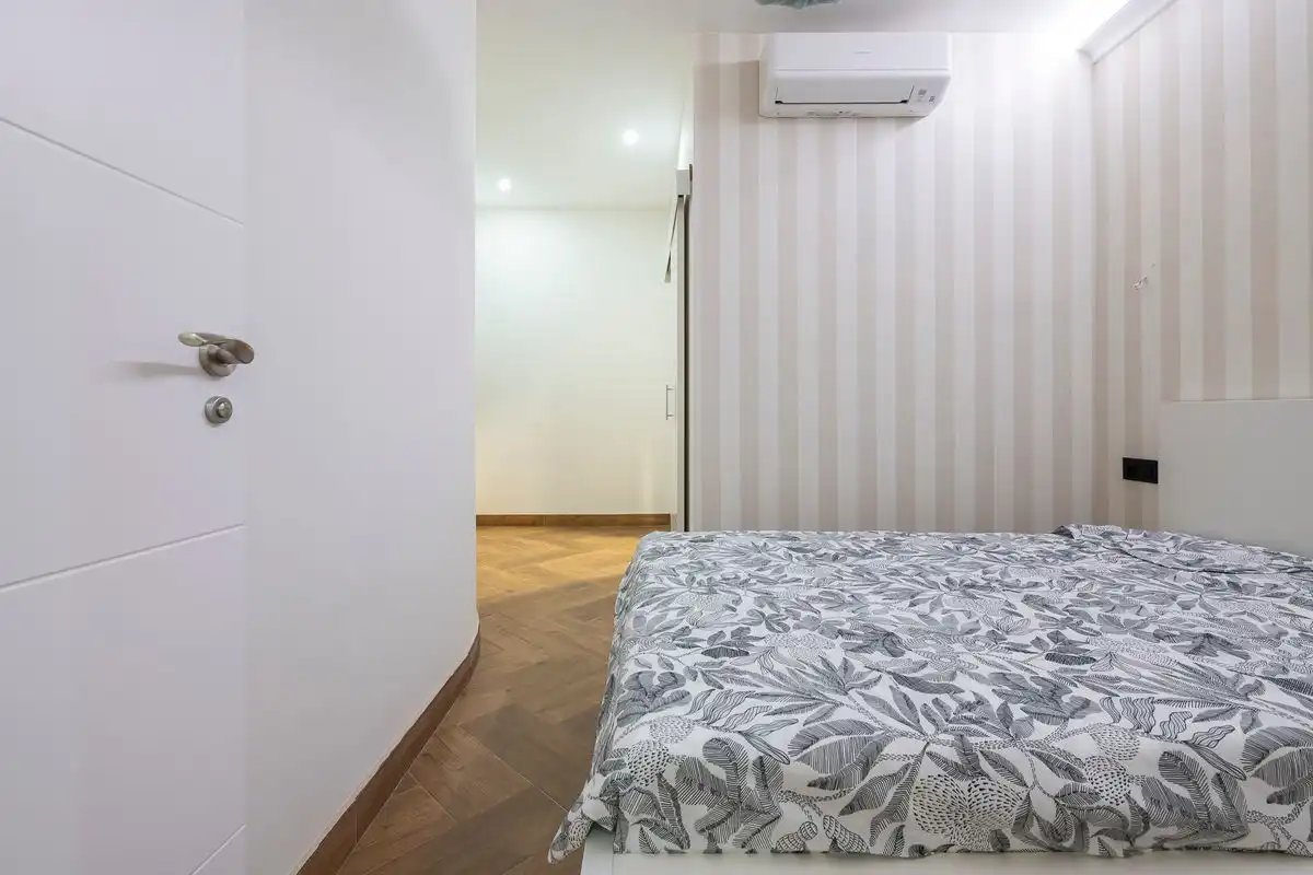 Schlafzimmer von Loft zum Verkauf in Madrid mit Klimaanlage, Heizung und Möbliert