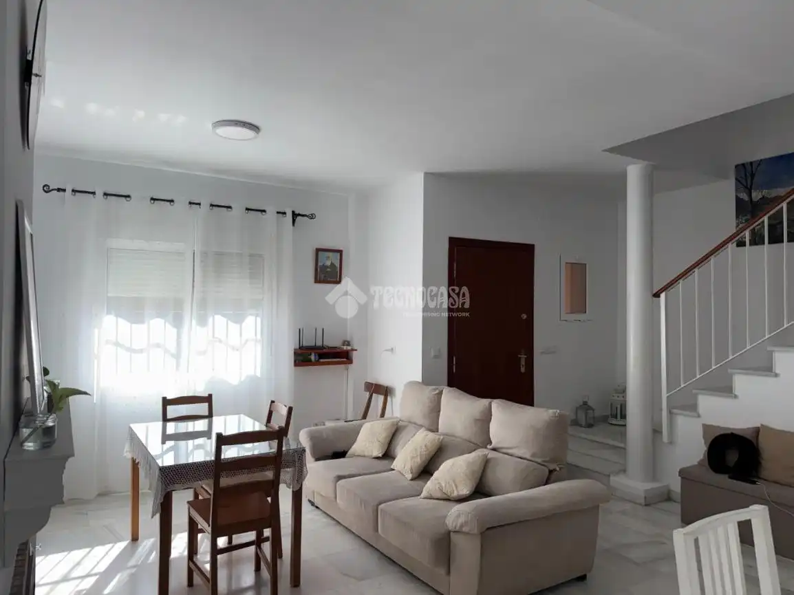 Living room of Detached homes for sale in La Algaba  with Air Conditioner, Private garden and Terrace