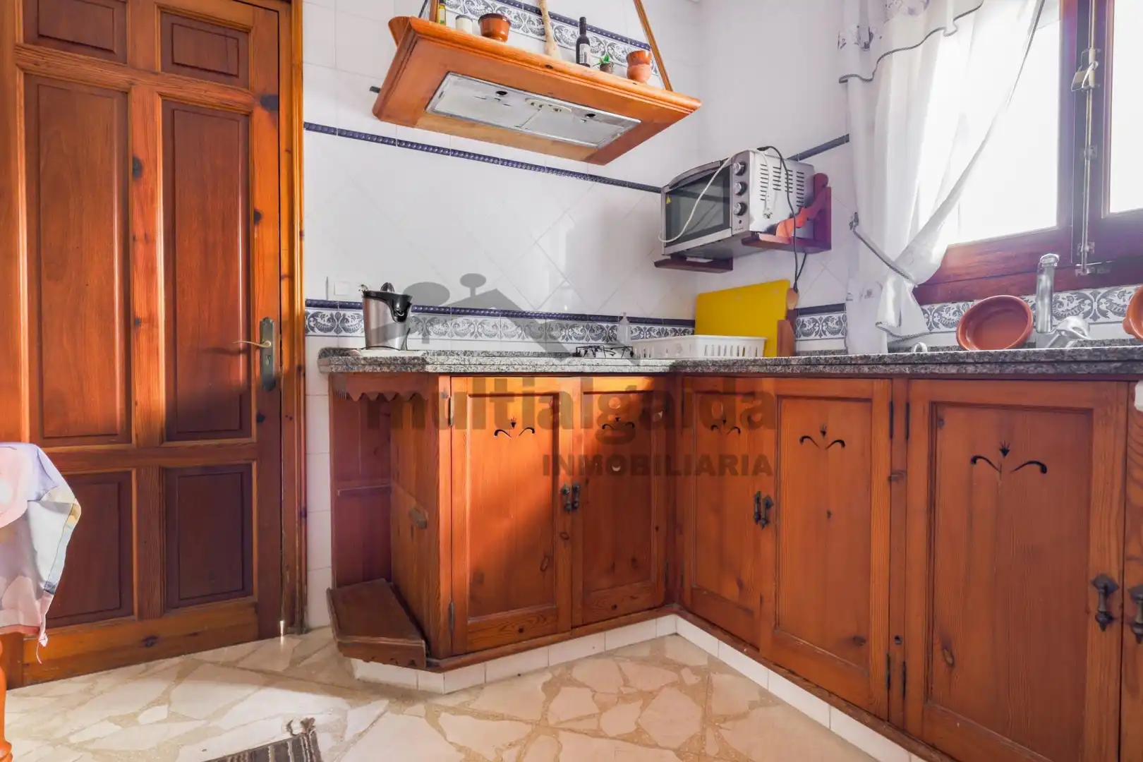 Kitchen of Houses for sale in Sanlúcar de Barrameda  with Air Conditioner, Private garden and Terrace