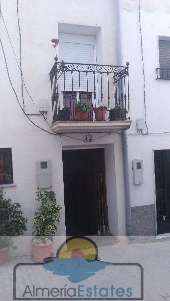 Exterior view of House or chalet for sale in Urrácal