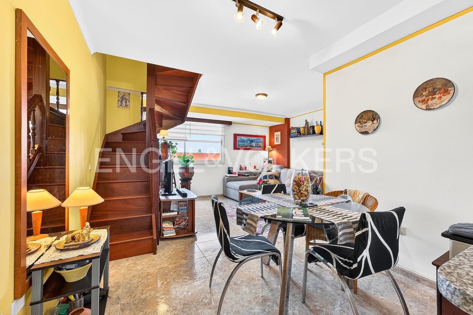 Living room of Flat for sale in Granadilla de Abona  with Furnished