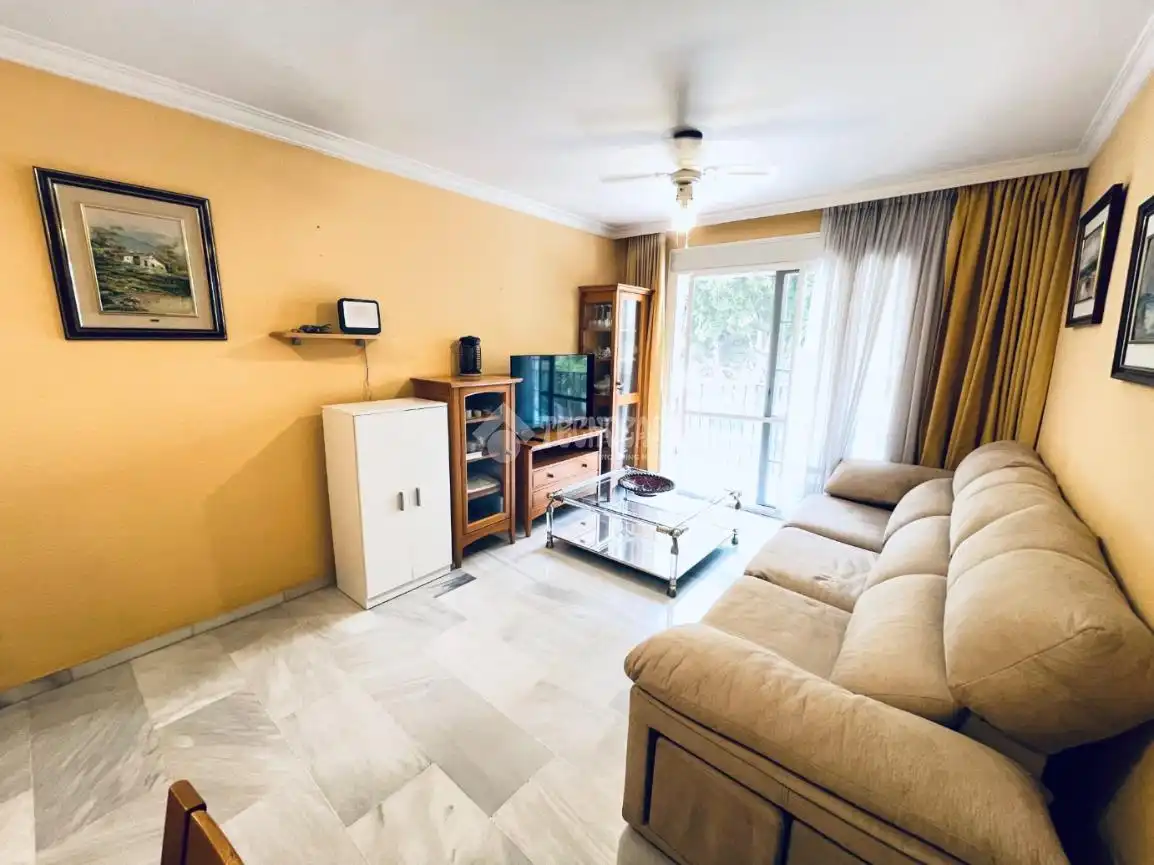 Living room of Flat for sale in Fuengirola  with Balcony