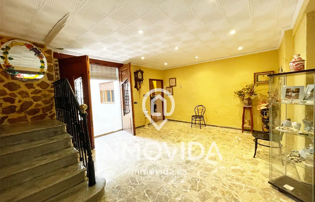 Casa o xalet en venda en Xàtiva amb Terrassa, Traster i Moblat